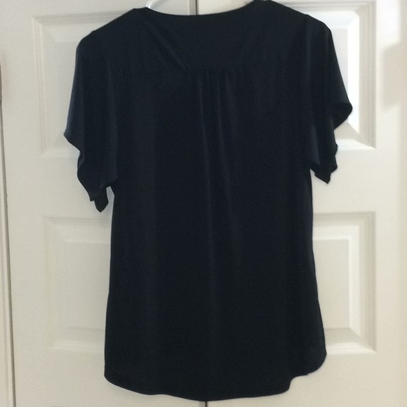 Black blouse - Picture 4 of 5